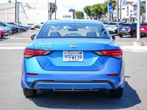 Used 2025 Nissan Sentra SV FWD image 9