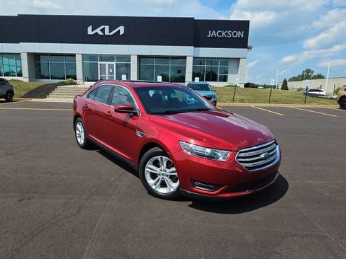 Used 2017 Ford Taurus SEL w/ Equipment Group 201A FWD image 1
