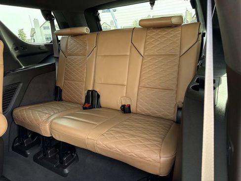 Used 2024 Cadillac Escalade Sport w/ Touring Package AWD/4WD image 14