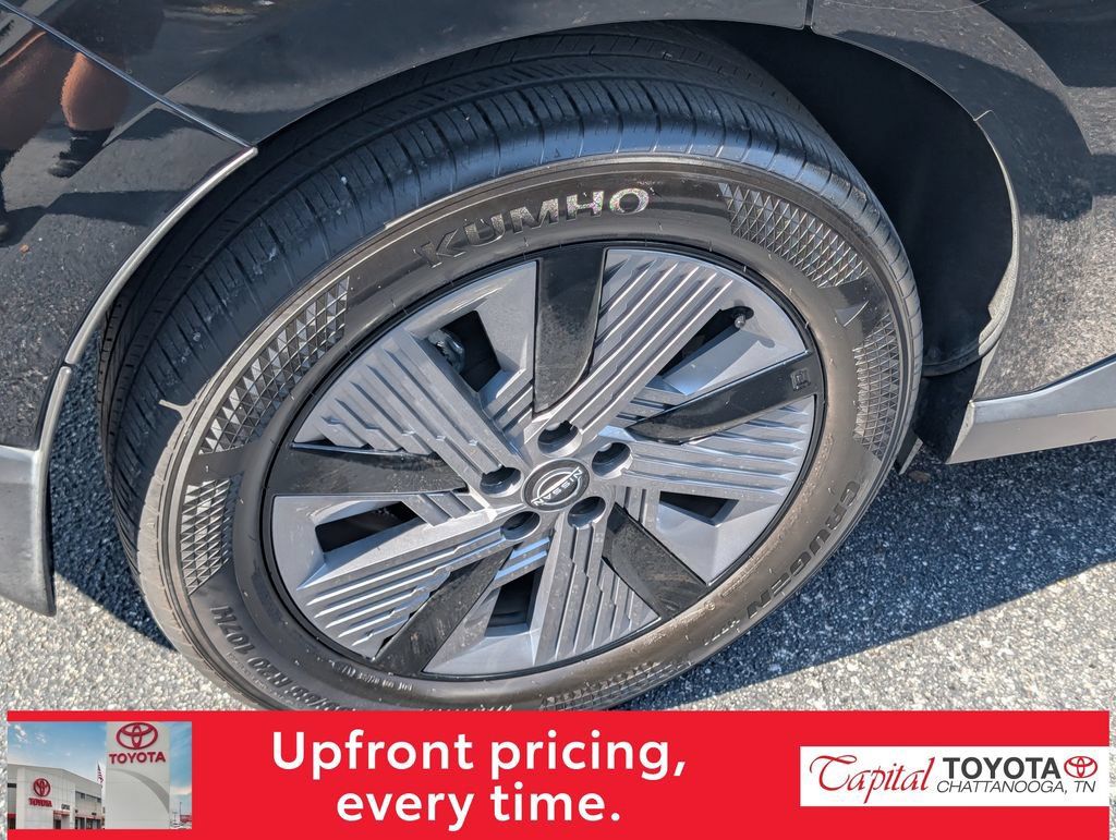 Used 2025 Nissan Murano SL AWD/4WD image 9