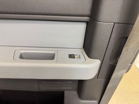 Used 2014 Ford F150 XLT w/ Equipment Group 302A Luxury AWD/4WD image 19