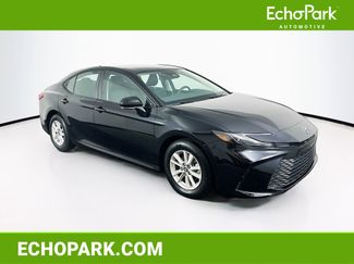 Used 2025 Toyota Camry LE video 1