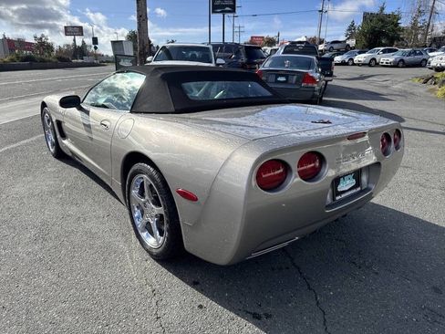 Used 2002 Chevrolet Corvette Convertible w/ Preferred Equipment Group2 image 3