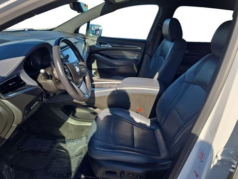 Used 2024 Buick Enclave Premium image 10