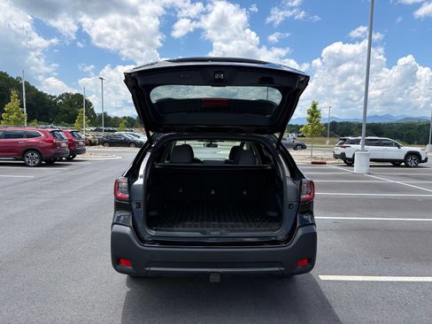 Certified 2024 Subaru Outback Premium AWD/4WD image 9