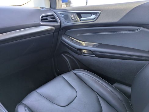 Used 2022 Ford Edge Titanium AWD/4WD image 21