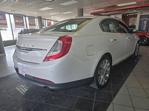 Used 2015 Lincoln MKS AWD w/ Equipment Group 201A image 4