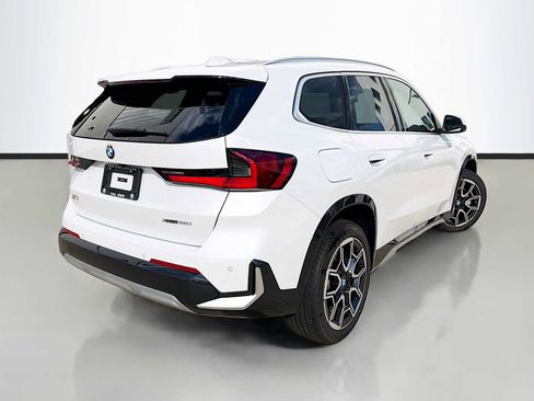 Certified 2026 BMW X1 xDrive28i AWD/4WD image 3