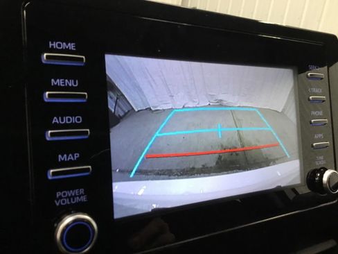Used 2024 Toyota Camry SE FWD image 10