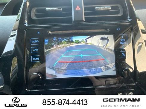 Used 2016 Toyota Prius Four Touring FWD image 19