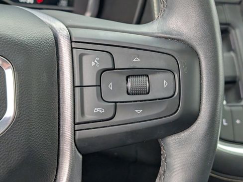 Certified 2023 GMC Yukon SLT w/ SLT Luxury Package image 21