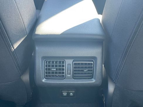 Used 2025 Toyota Camry LE image 23