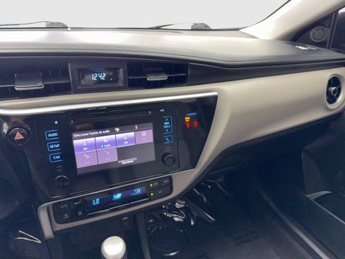 Used 2019 Toyota Corolla LE FWD image 24
