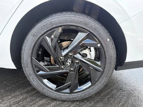 New 2026 Hyundai Elantra Sport FWD image 19