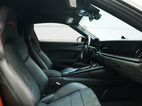 Used 2022 Porsche 911 Targa 4 GTS image 36