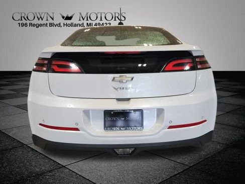Used 2015 Chevrolet Volt Premium w/ Premium Trim Package FWD image 4