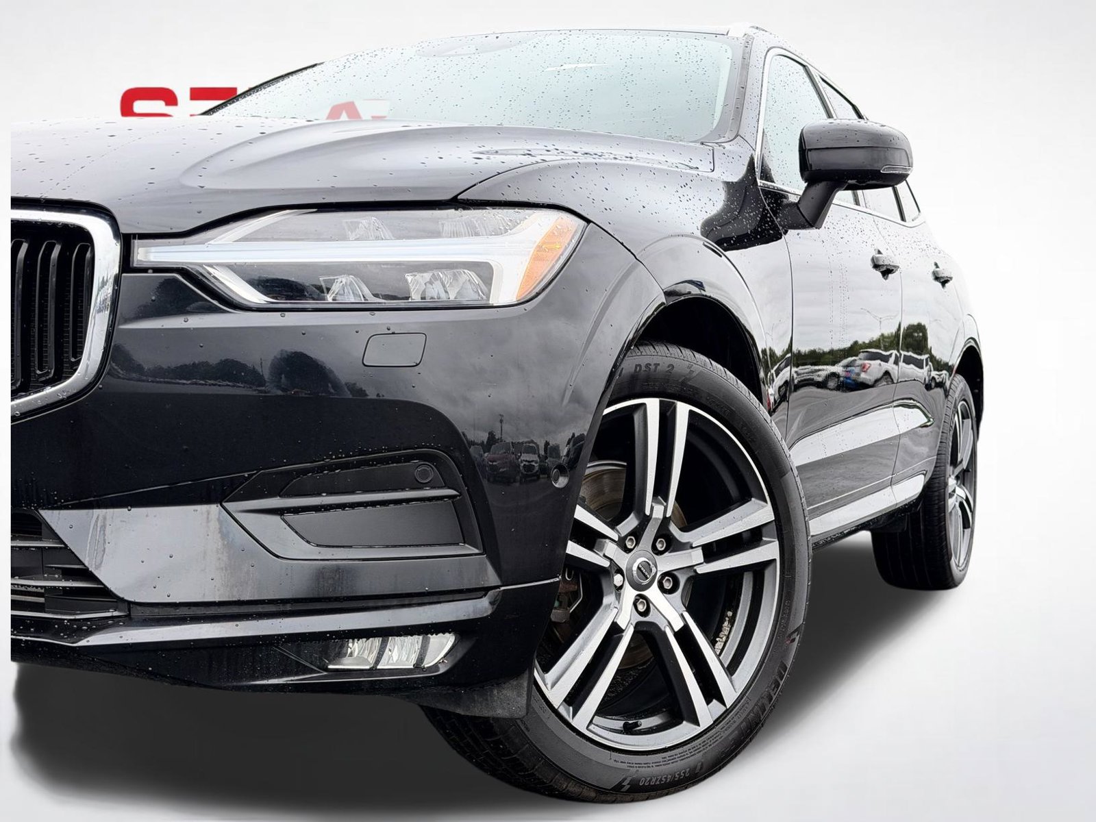 Used 2019 Volvo XC60 T5 Momentum w/ Multimedia Package AWD/4WD image 3