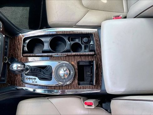 Used 2017 Nissan Armada SL RWD image 16