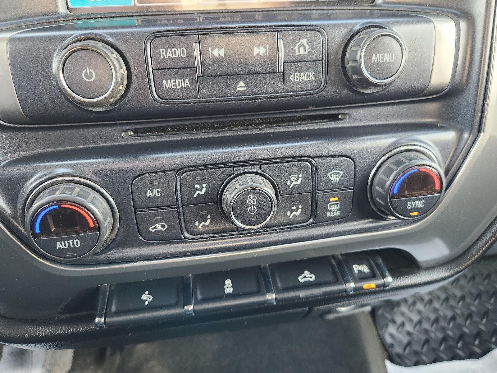 Used 2018 Chevrolet Silverado 1500 LT w/ All Star Edition AWD/4WD image 15