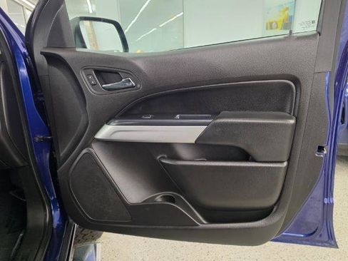Used 2015 Chevrolet Colorado LT w/ Luxury Package RWD image 35
