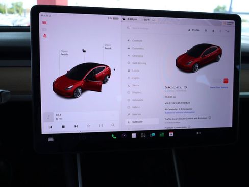 Used 2018 Tesla Model 3 Long Range RWD image 24