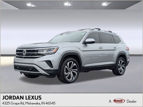 Used 2021 Volkswagen Atlas SEL Premium image 1