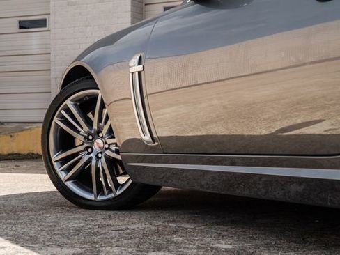 Used 2009 Jaguar XKR R image 24