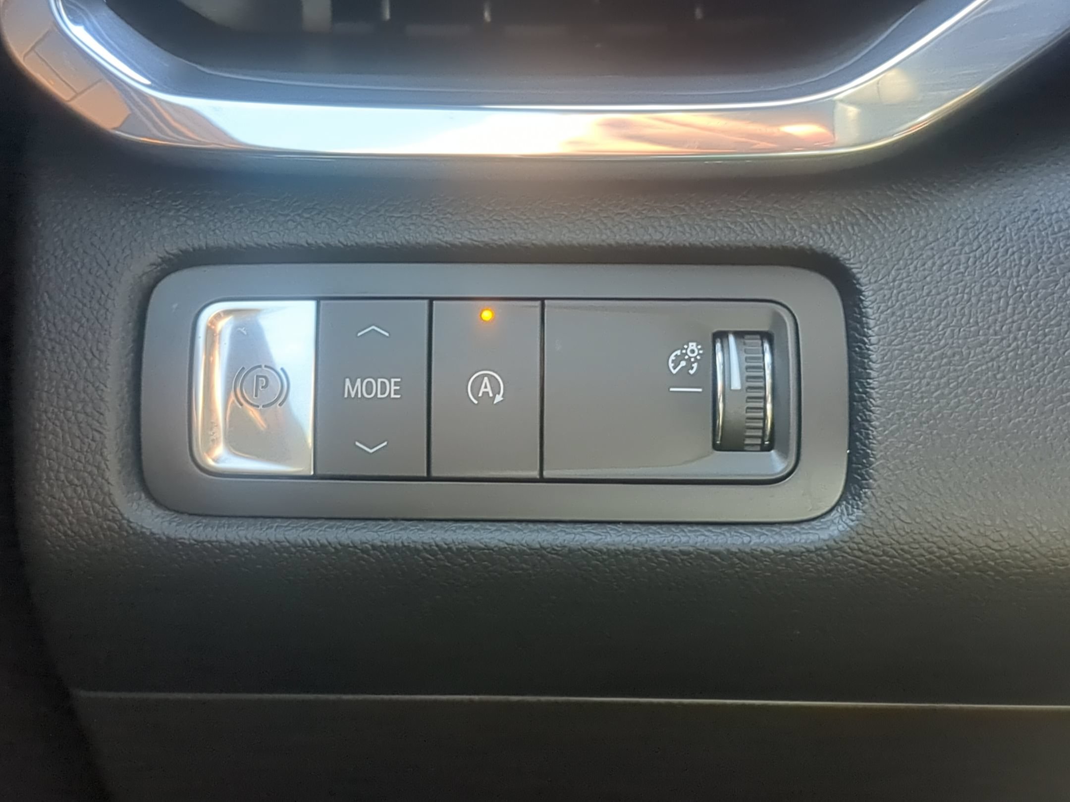 Used 2025 GMC Acadia Elevation w/ Elevation Premium Package FWD image 21