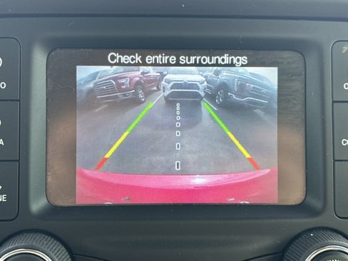 Used 2017 Jeep Renegade Latitude image 22