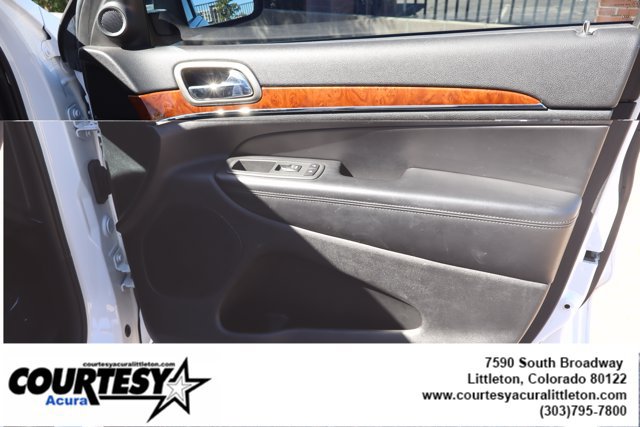 Used 2013 Jeep Grand Cherokee Limited AWD/4WD image 34