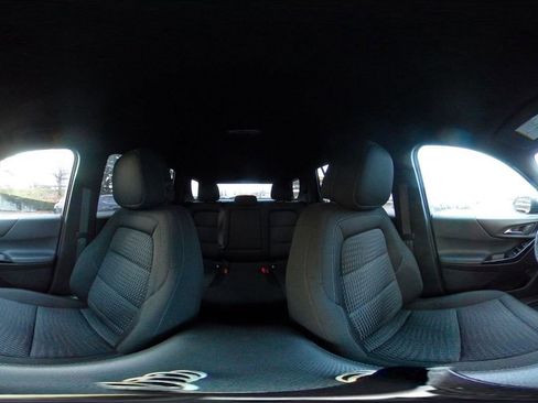 Used 2025 Chevrolet Equinox LT image 42