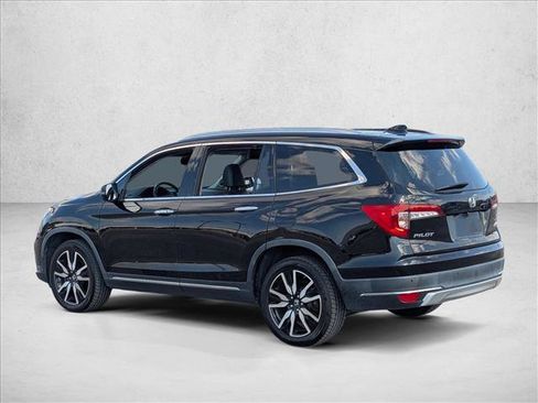 Used 2020 Honda Pilot Touring image 7