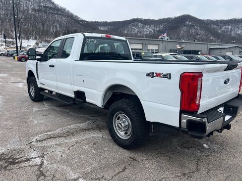 Used 2025 Ford F350 XL w/ XL Off-Road Package AWD/4WD image 4