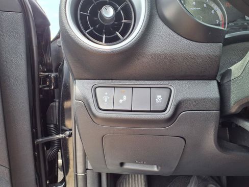 Used 2024 Kia Forte LXS w/ LXS Technology Package FWD image 14