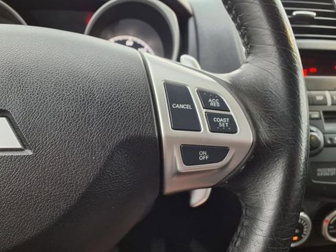 Used 2011 Mitsubishi Outlander Sport SE FWD image 14