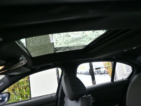 New 2026 BMW 330i xDrive Sedan w/ Premium Package image 16