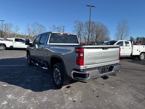 Used 2025 Chevrolet Silverado 2500 LT image 6