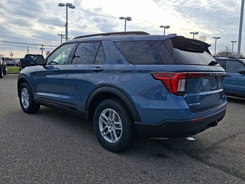 New 2026 Ford Explorer Active image 12