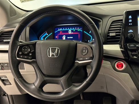 Used 2018 Honda Odyssey EX-L image 16