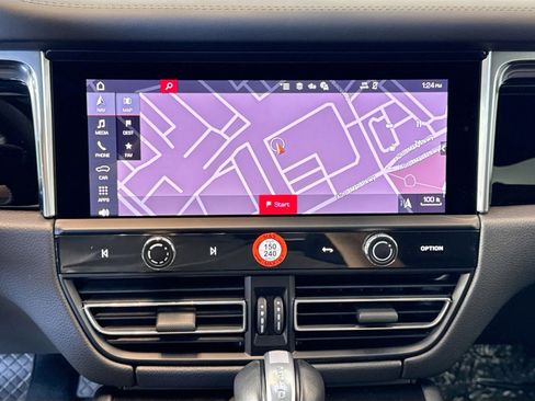 Used 2025 Porsche Macan Turbo image 16