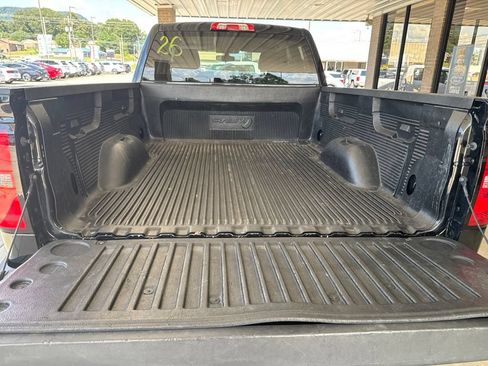 Used 2019 Chevrolet Silverado 1500 LT RWD image 19