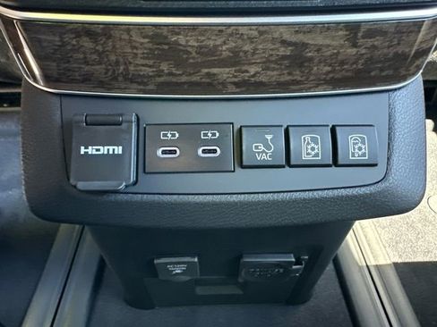 New 2026 Toyota Sienna Platinum AWD/4WD image 13
