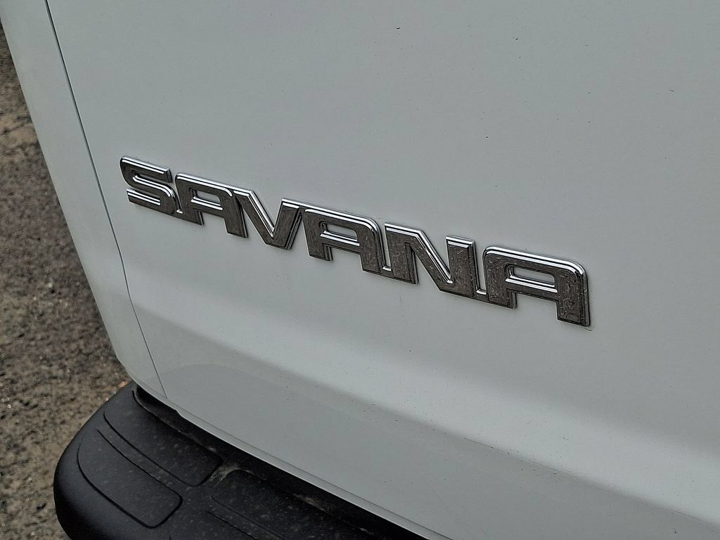 Certified 2025 GMC Savana 2500 w/ Driver Convenience Package RWD image 30