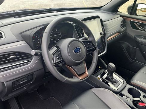 Used 2025 Subaru Forester Sport image 12