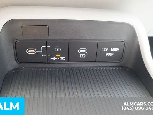 Used 2026 Hyundai Kona SE FWD image 24