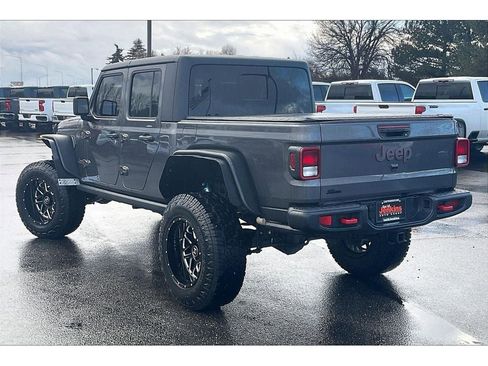 Used 2021 Jeep Gladiator Rubicon w/ Cold Weather Group image 13