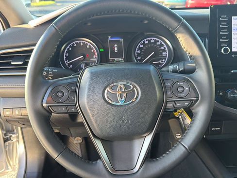 Certified 2024 Toyota Camry SE FWD image 20