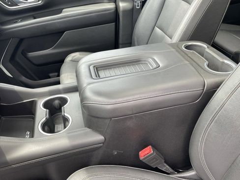 Used 2021 Chevrolet Tahoe Z71 w/ Z71 Signature Package image 37