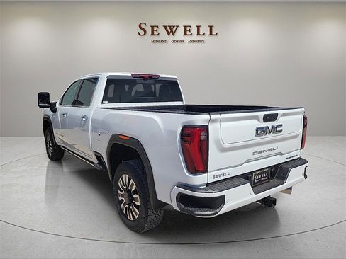 New 2026 GMC Sierra 2500 Denali Ultimate image 3