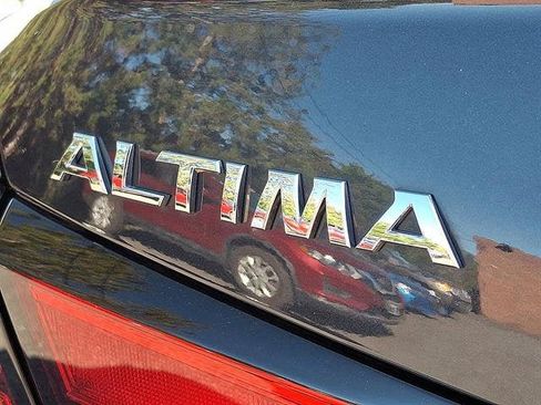 Certified 2022 Nissan Altima 2.5 SV FWD image 29